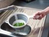 Picture of Collapsible Colander With Long Handle